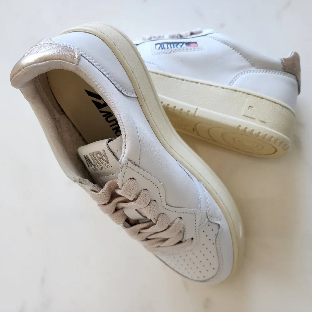 NWT Autry Medalist Low Women’s Sneakers – Retro Vibes in White Gold ✨👟 - Picture 11 of 11